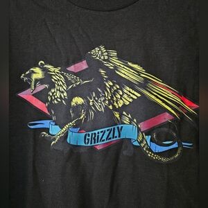 NWOT grizzly griffin t shirt